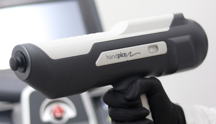 HandPICO-–-Láser-de-Picosegundos-de-alta-precisión-Tu-Piel
